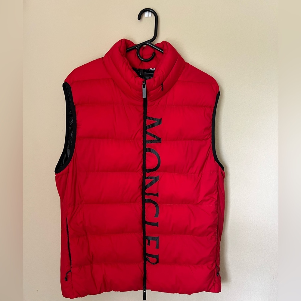Moncler Men’s Size 5 Treompan Gilet Vest Red Black Quilted Down Filled Zip